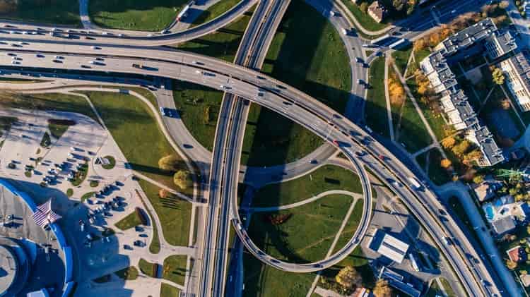 vista aérea - negocios rentables con drones