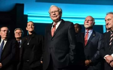 Berkshire Hathaway Warren Buffett y equipo directivo