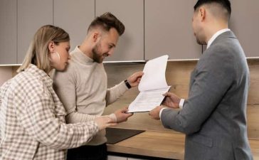 comprar una casa invertir en bienes raíces